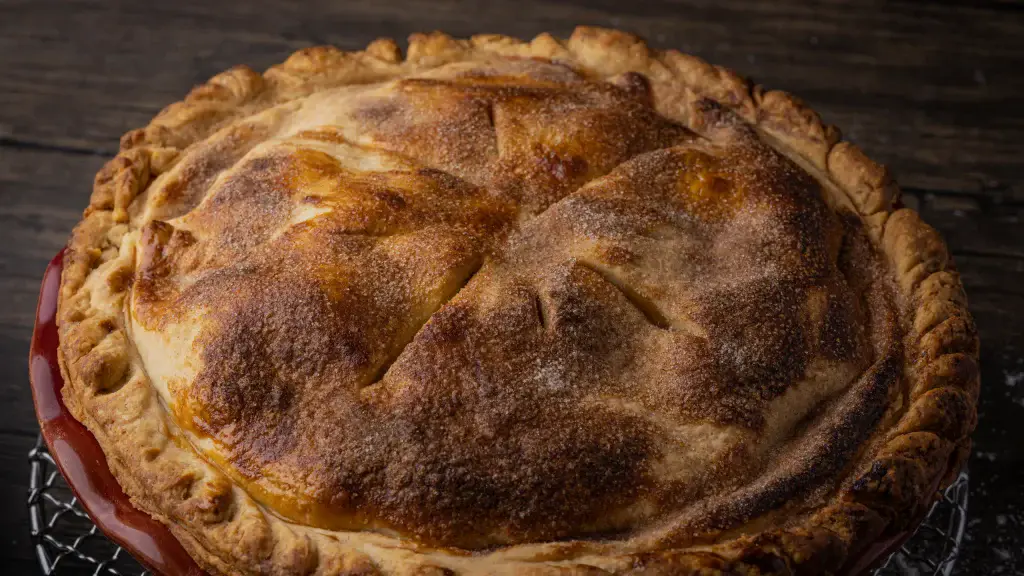 Tourte ronde a la croute doree sortie du four