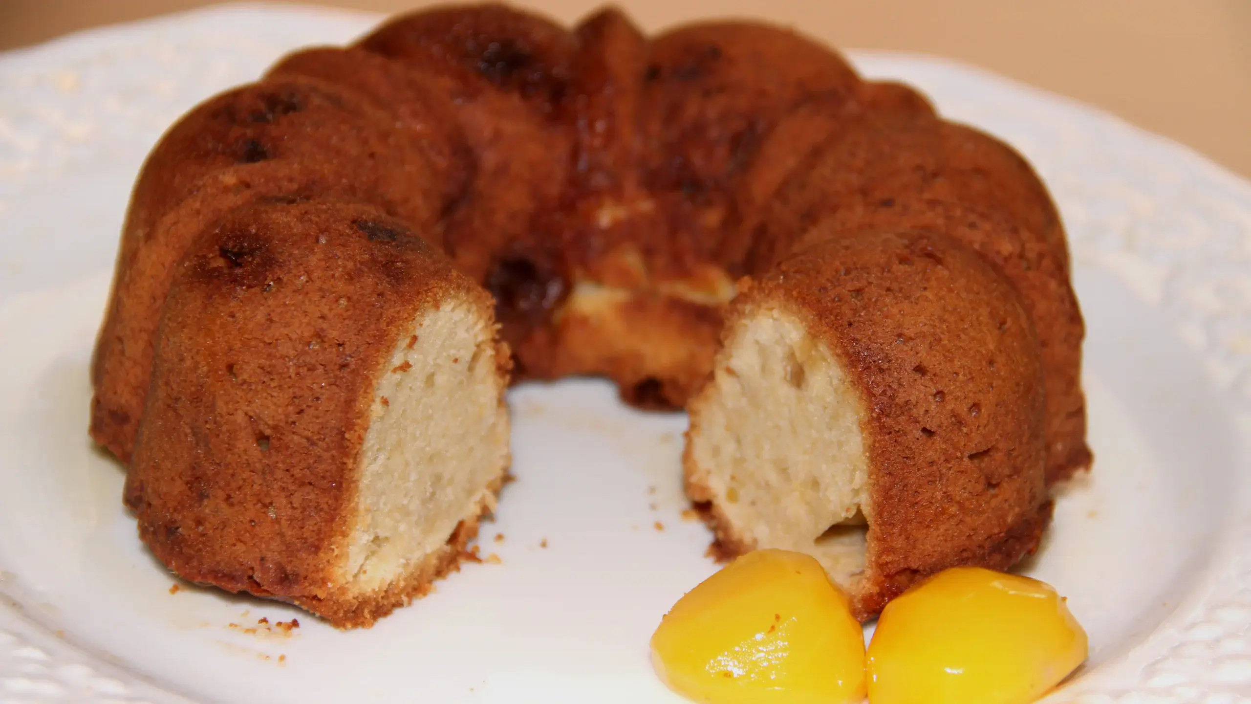 Kougelhopf : la recette alsacienne et ses deux pousses