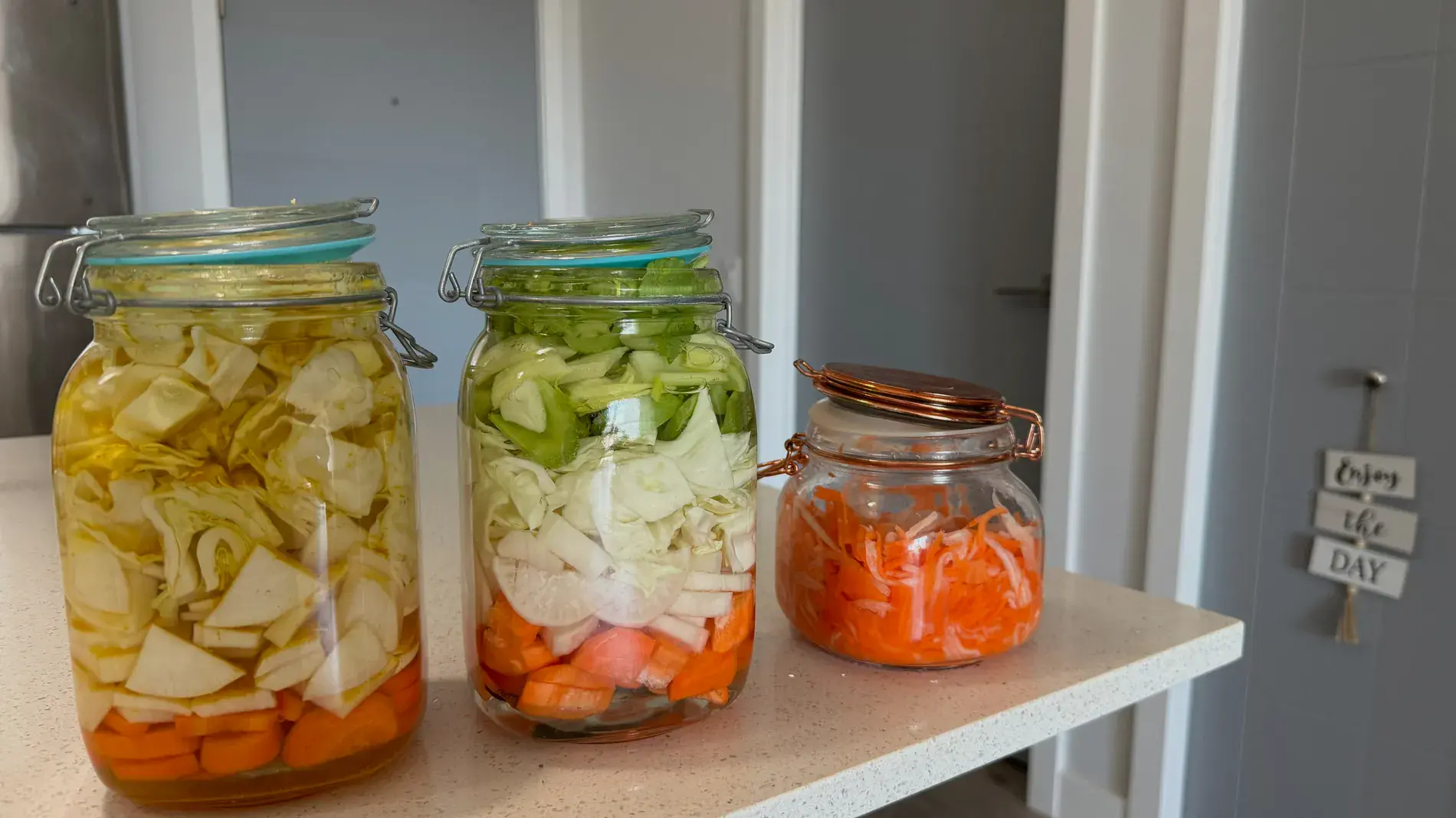 Faire sa choucroute maison : sel, tassage et attente